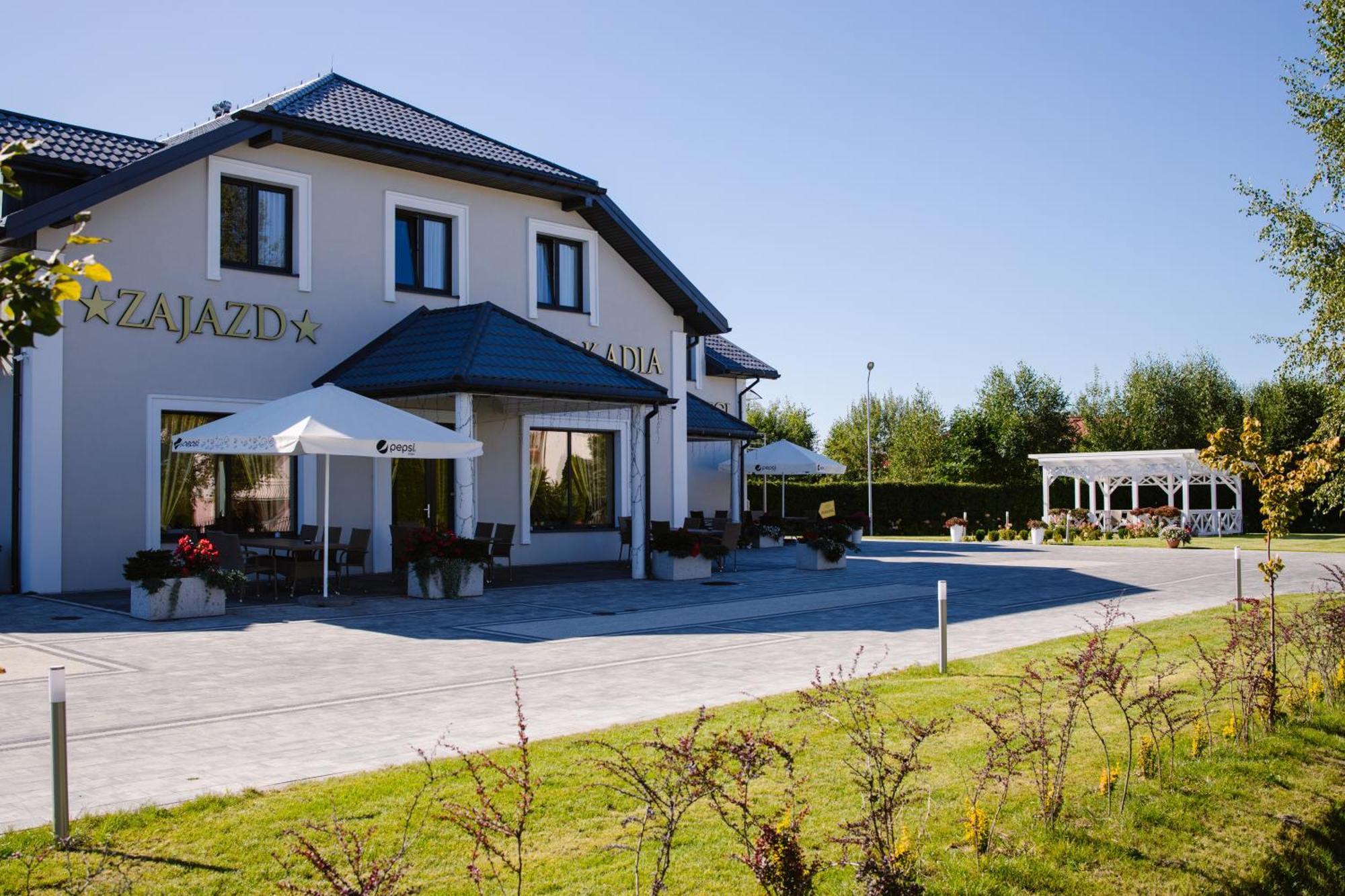 Zajazd Arkadia Siemiatycze Exteriér fotografie